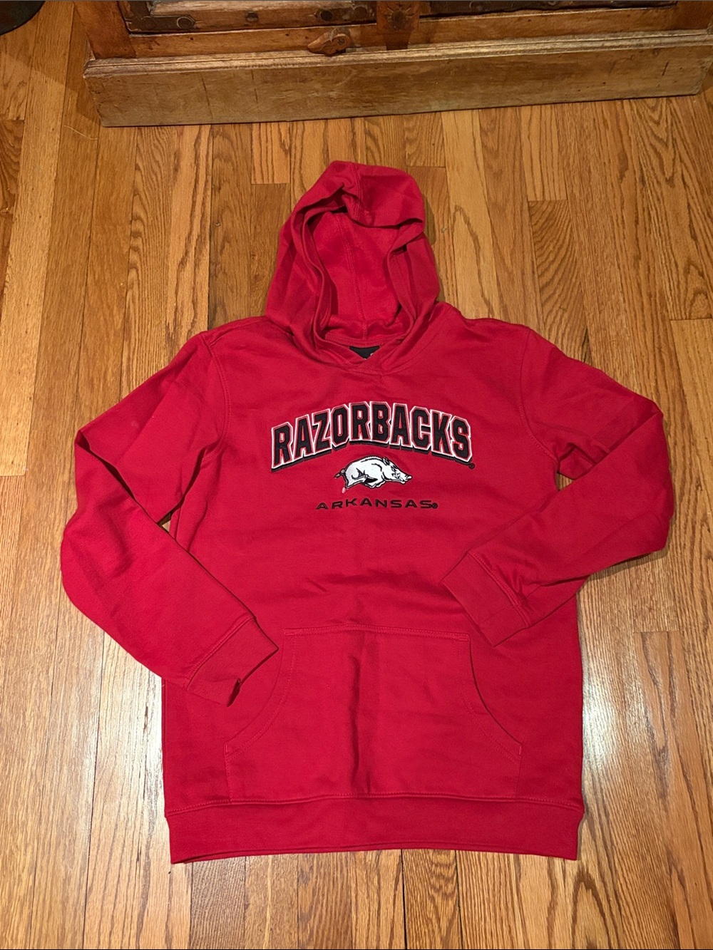 Arkansas Razorbacks Red Hooded Sweatshirt youth xl (18)